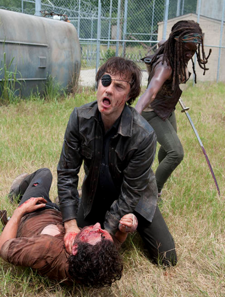 Michonne saves Rick right before the Governor can kill him