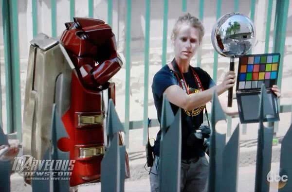 This set photo reveals the Hulkbuster armor to be quite real . . .and quite large