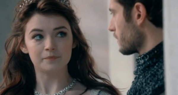 Ok seriously, what do Phillip and Mulan see in Aurora? Cause I've yet to see any redeeming qualities.