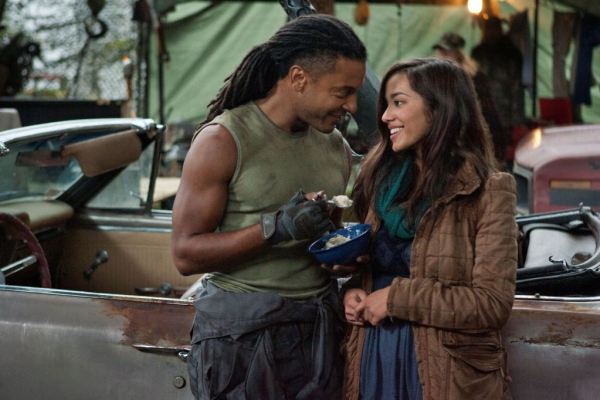 Seriously! Why did they kill off Jamil in Season 2? He was awesome;  and a former Red Ranger. Tha's just what the resistance needs!