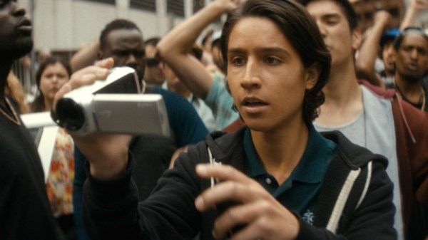 Fear The Walking Dead So Close Yet So Far Riot