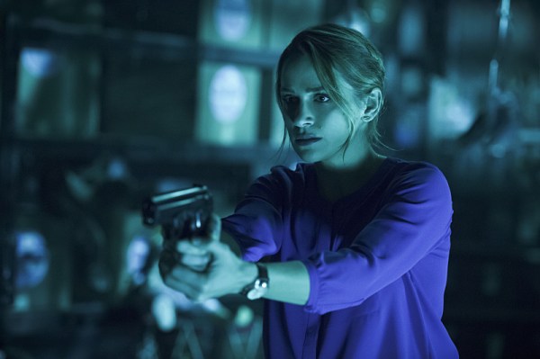 the-flash-running-to-stand-still-image-6